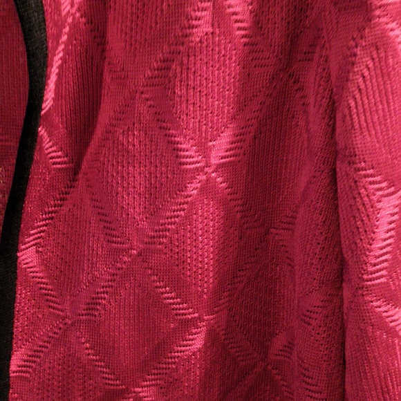 Ming Wang Red and Black Geometrically Designed Sweater/Jacket W Side Slits - Picture 5 of 12